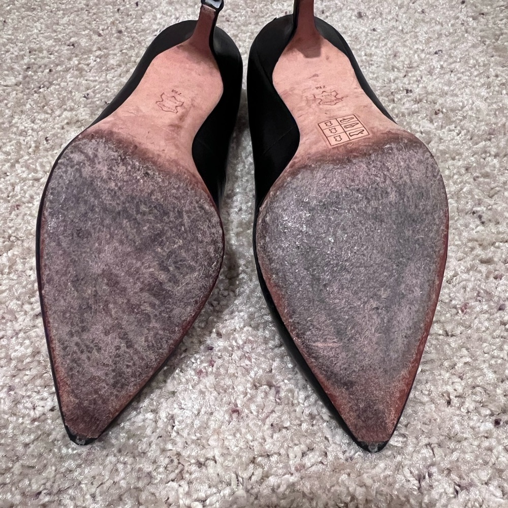 Tory Burch Black Leather Pumps - Picture 10 of 11